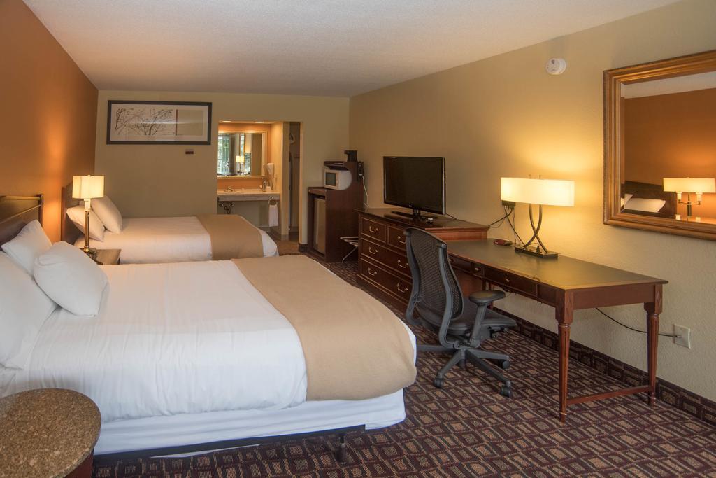 Colonnade Inn Lyndonville Ngoại thất bức ảnh