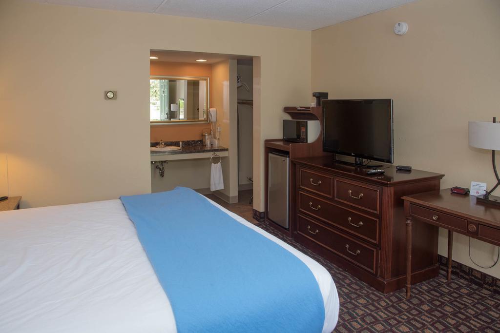 Colonnade Inn Lyndonville Ngoại thất bức ảnh