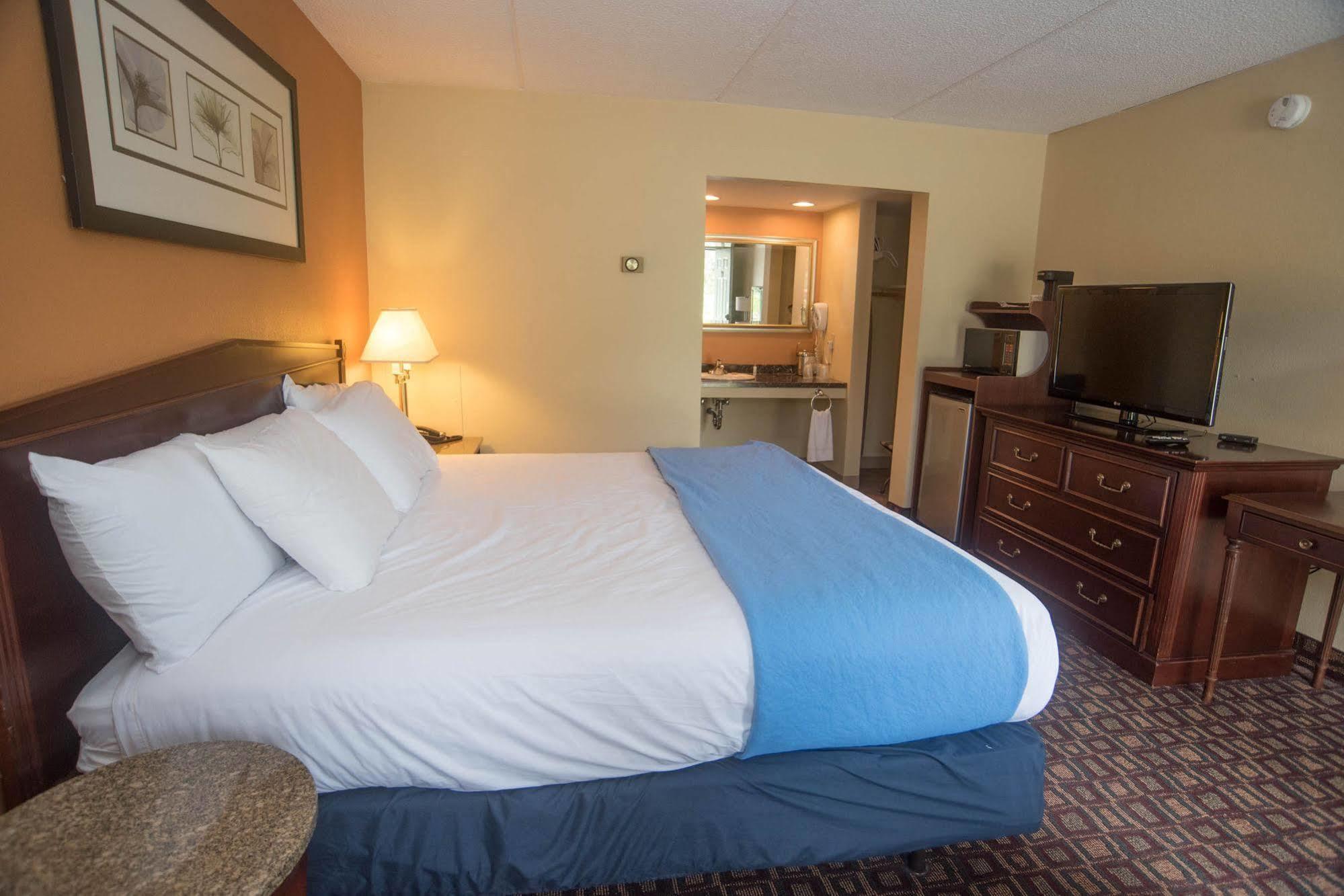 Colonnade Inn Lyndonville Ngoại thất bức ảnh