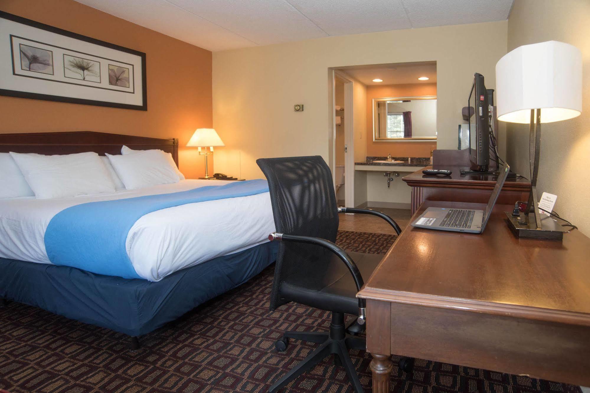 Colonnade Inn Lyndonville Ngoại thất bức ảnh